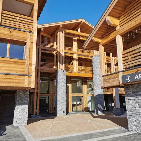 Apartment Raffine En Plein Centre Avec 3 Chambres, Balcon, Terrasse, Parking Et Wifi - Fr-1-623-334 Les Gets